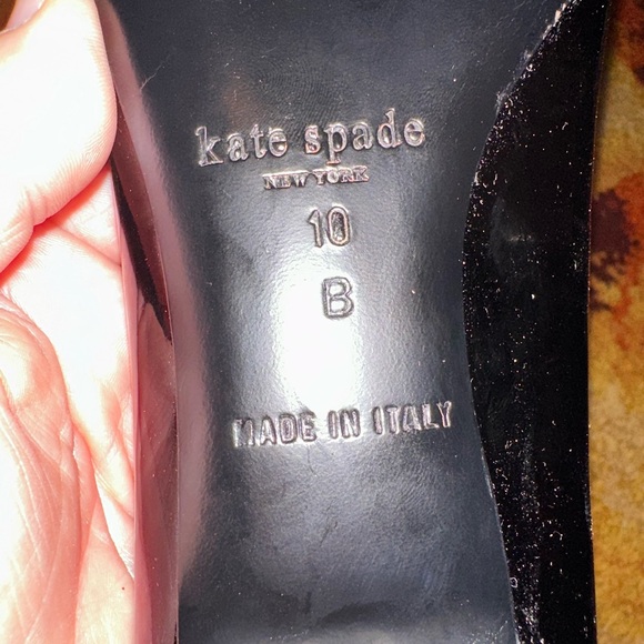 Kate Spade Black Patent Vilette Pearl Cluster Flats Shoes Cocktail 10M Italy - Picture 5 of 7